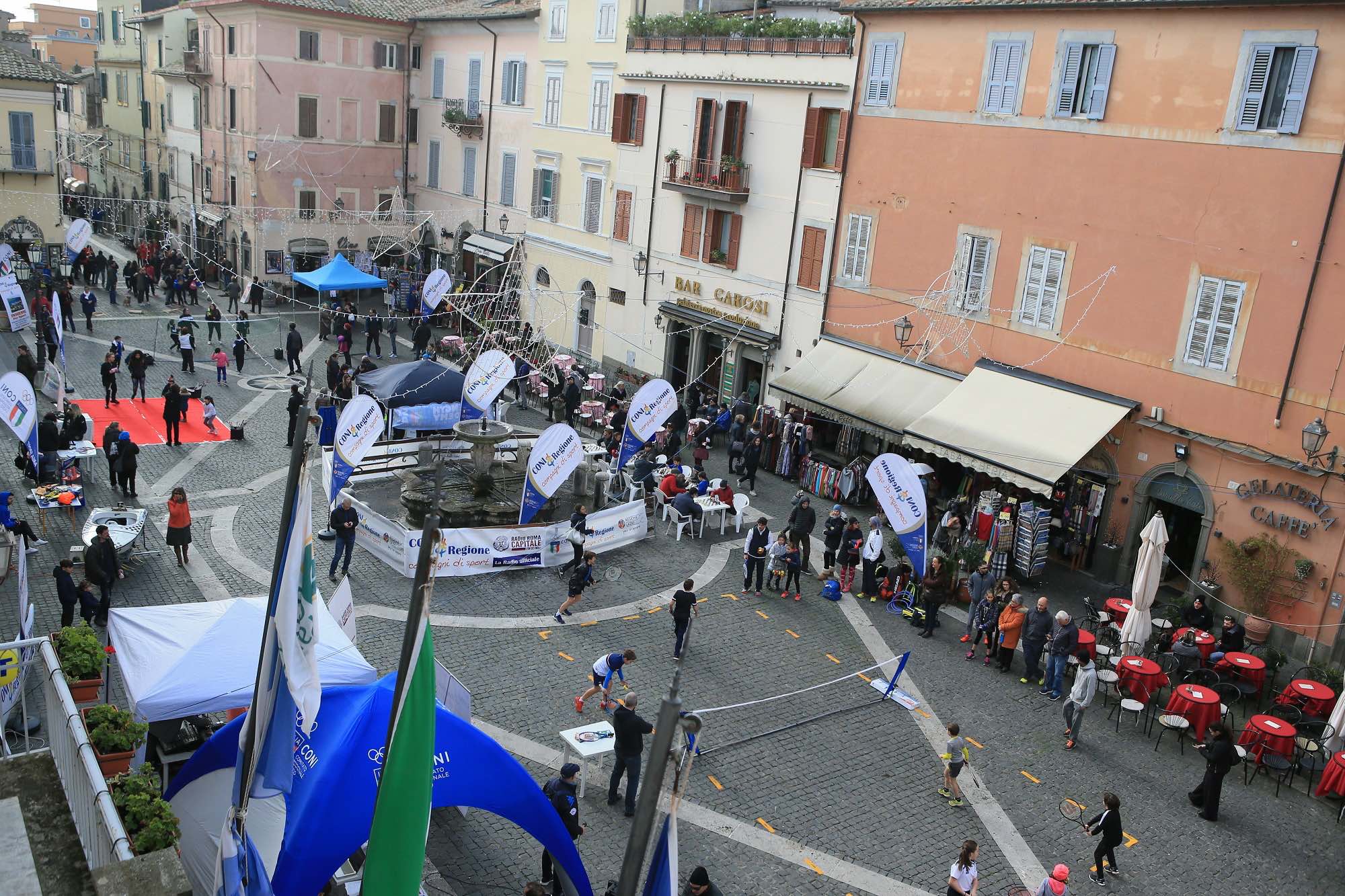 castel gandolfo villaggio.jpg